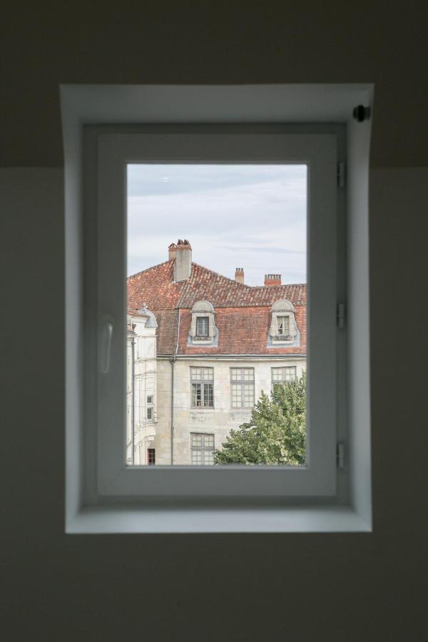 Logis Des Halles Du Coderc Apartamento Périgueux Quarto foto