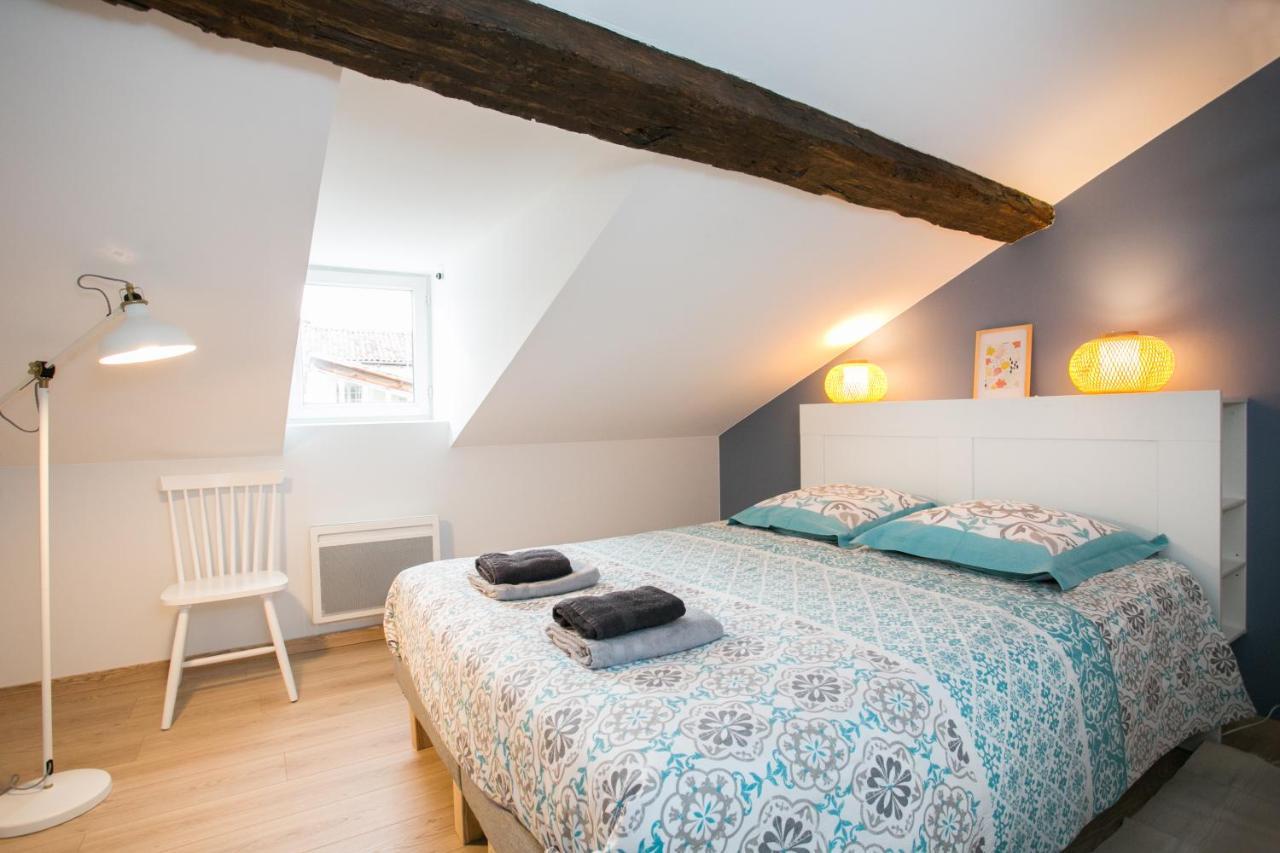 Logis Des Halles Du Coderc Apartamento Périgueux Quarto foto
