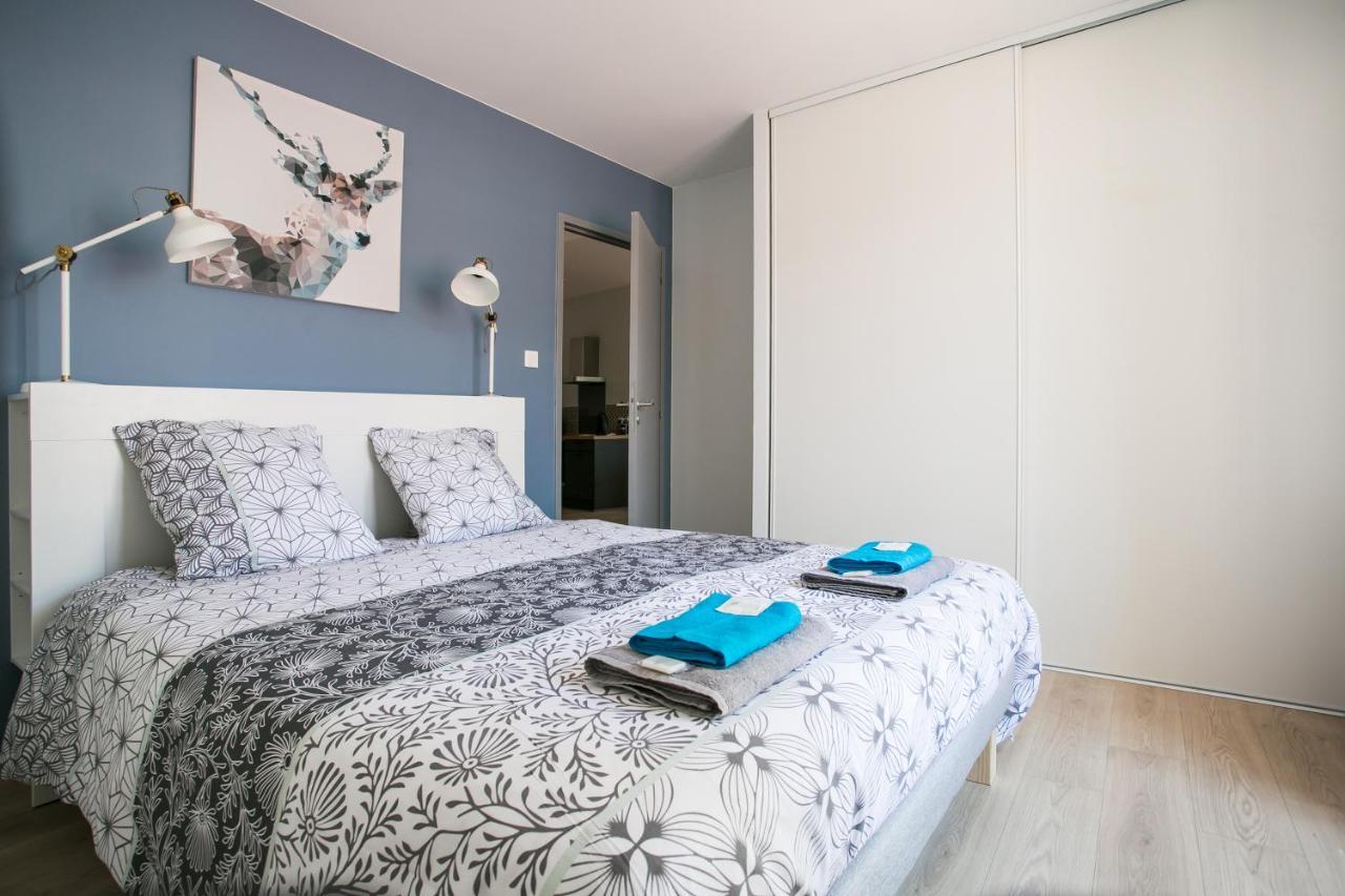 Logis Des Halles Du Coderc Apartamento Périgueux Quarto foto