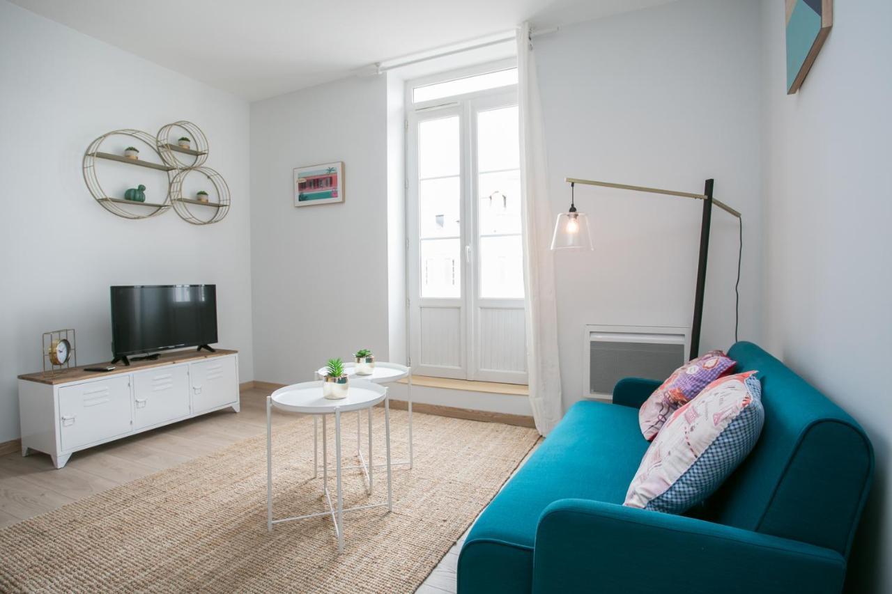 Logis Des Halles Du Coderc Apartamento Périgueux Quarto foto