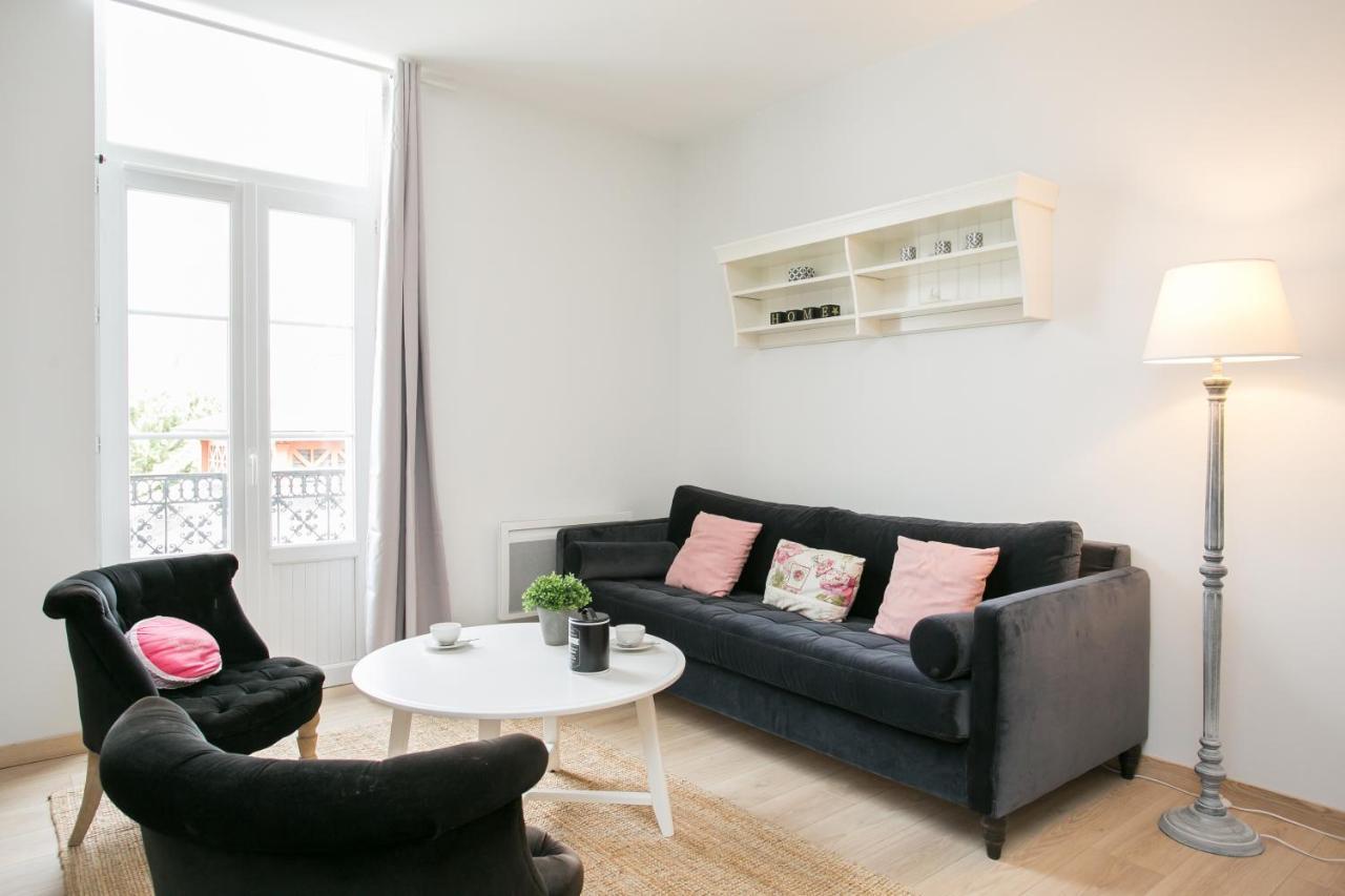 Logis Des Halles Du Coderc Apartamento Périgueux Quarto foto